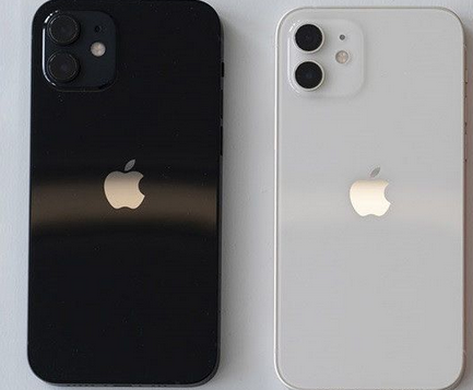 北京苹果售后预约网站共享，青岛苹果换屏地址，iPhone12Pro和iPhone12用的是同一块2815mAh电池。
