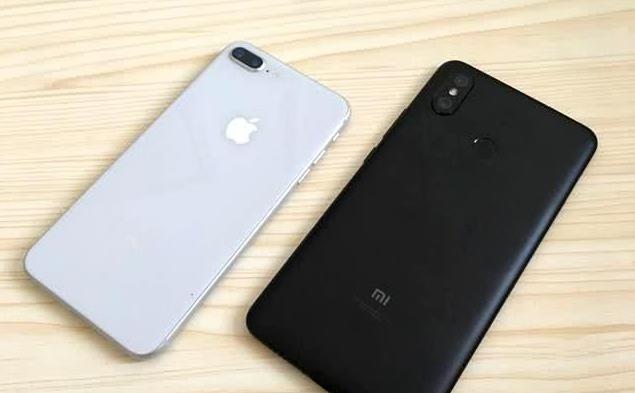 iPhone8plus后摄和拍照闪光灯不能用